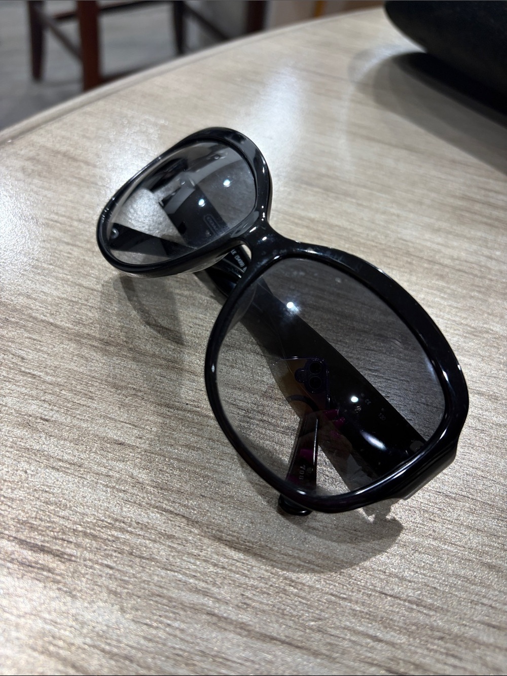 Coach Women’s Black Oversized Round Sunglasses